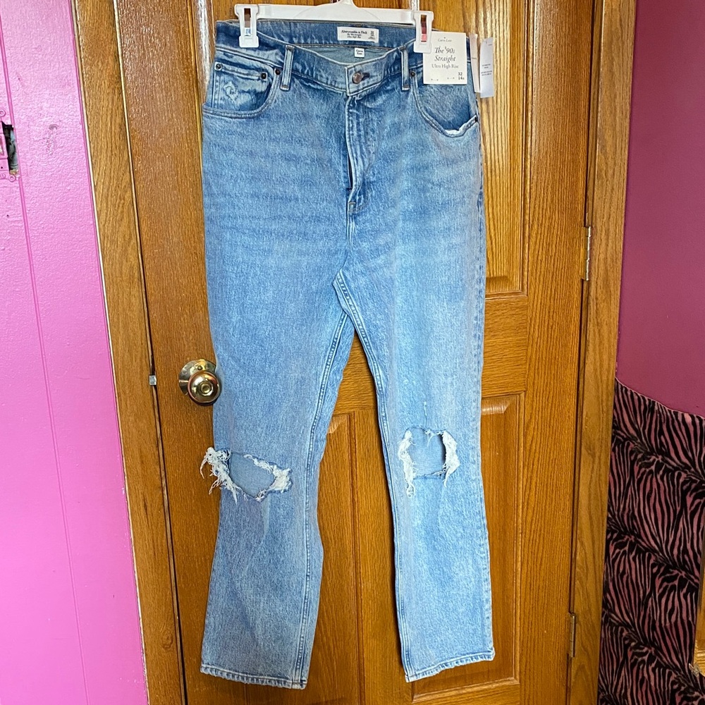 New Abercrombie & Fitch Curve Love Ultra High Rise 90s Straight Jean - Picture 4 of 5